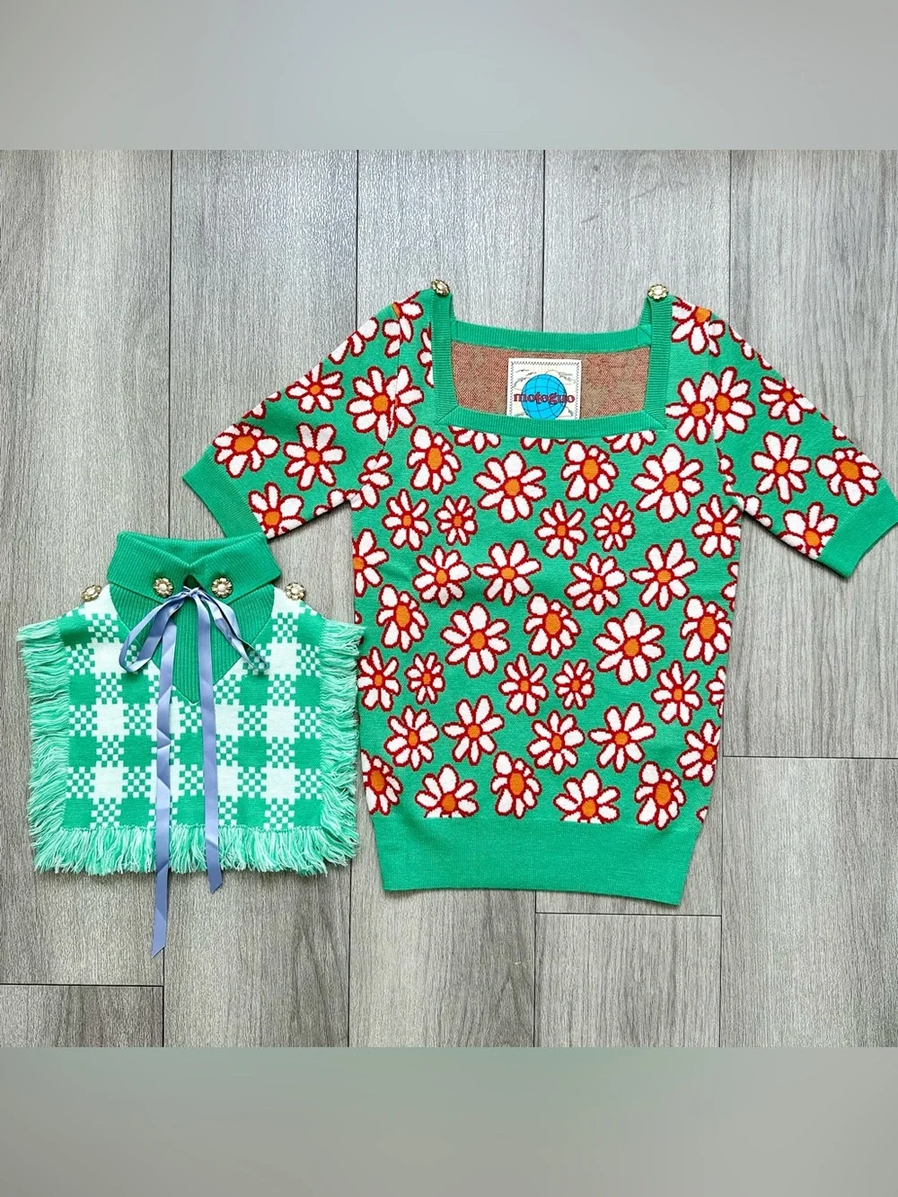 Motoguo Daisy and Tiny Tim Kelly Green Knit Top